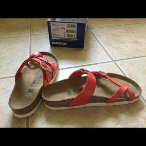 Red Mayari Birkenstock’s size 38